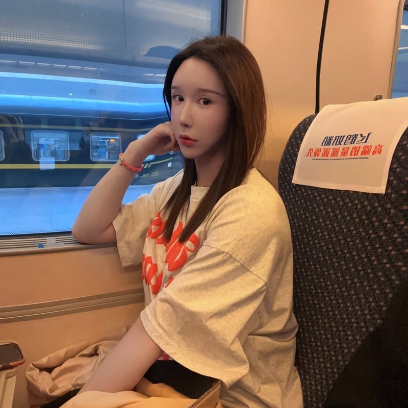 shemale model Qiaoqiao in Beijing