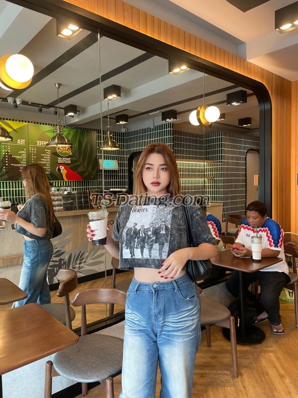 shemale model April in Johor Bahru