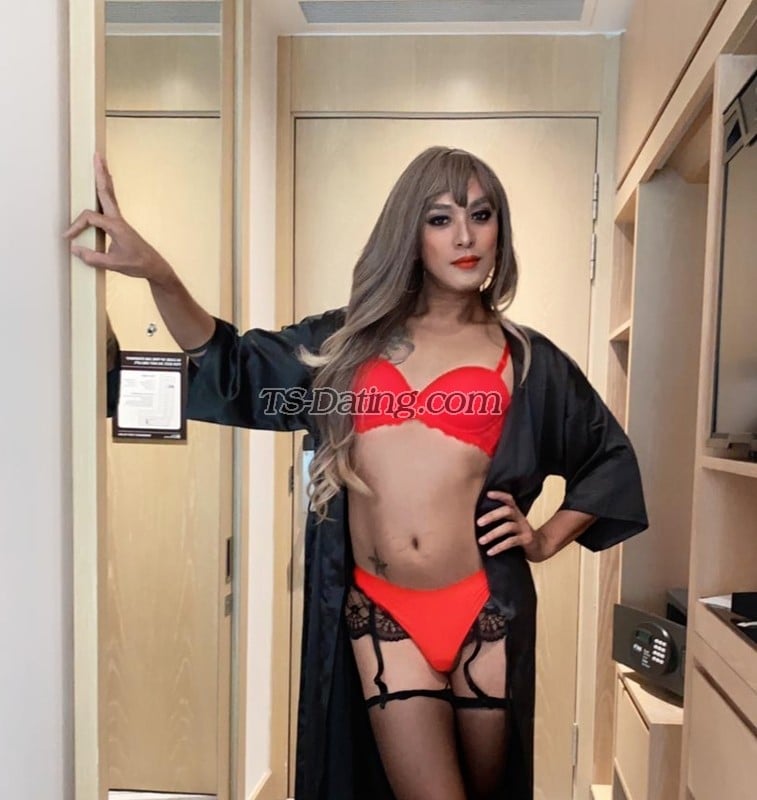 shemale model AmourHARDfuckerAMAZINGcock in Cebu
