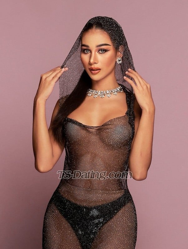 shemale model Benz in Phuket