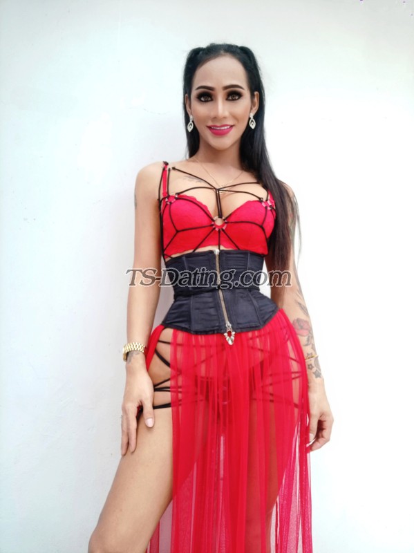 shemale model Emily_loves in Pattaya 