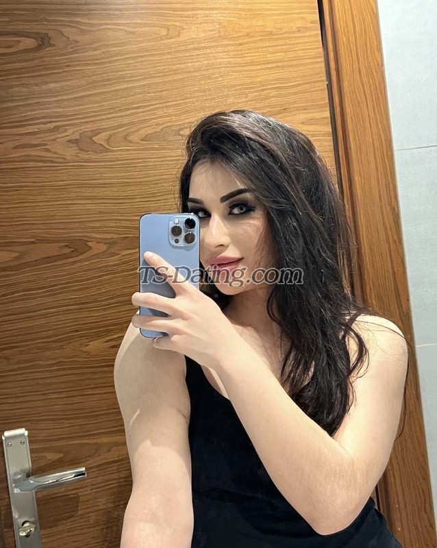 shemale model IzaBella in Riyadh