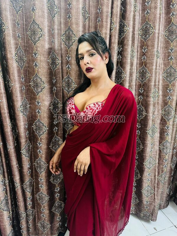 shemale model Jasmine Versatile in Delhi