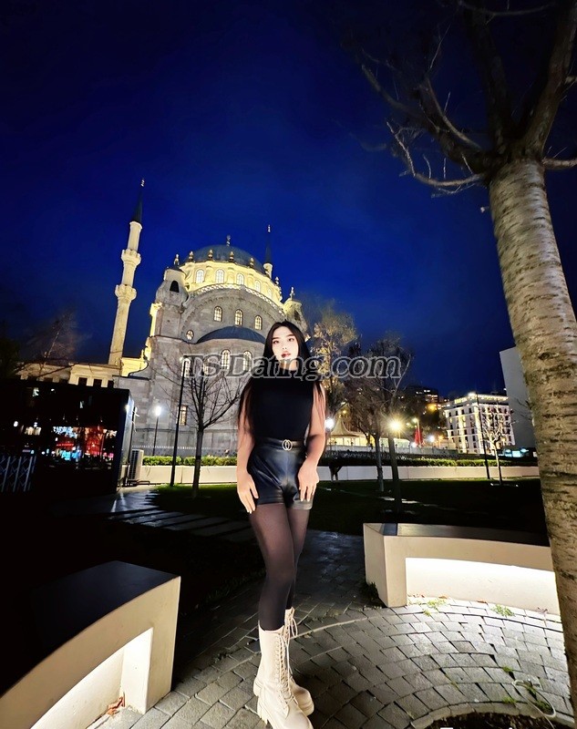 shemale model Katrina in Istanbul