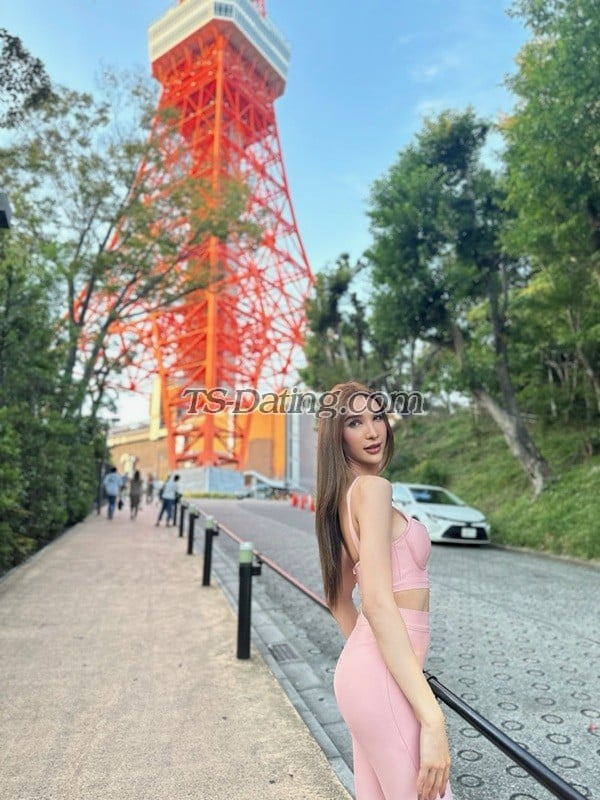 shemale model Patchara in Riyadh
