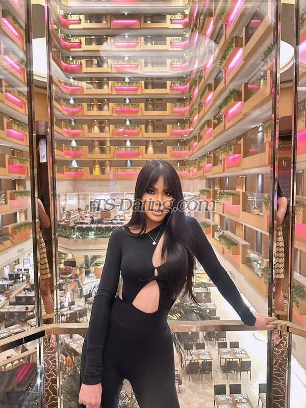 shemale model Modza Soda in Pattaya