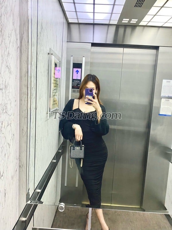 shemale model  in Johor Bahru