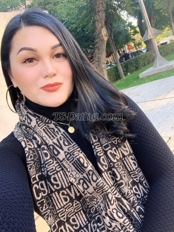 shemale model NURSE RUFINA in Dubai