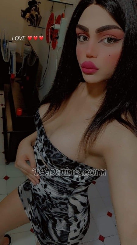 shemale model Nayagh in Beirut