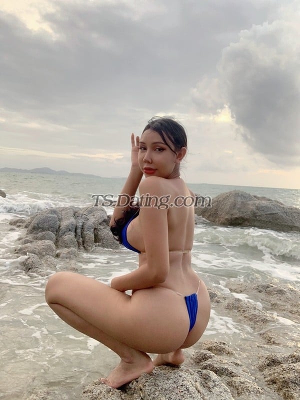 shemale model Nori in Pattaya