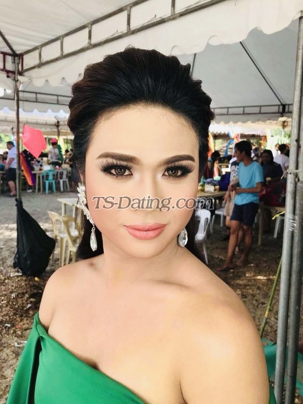 shemale model Patricia in Angeles City