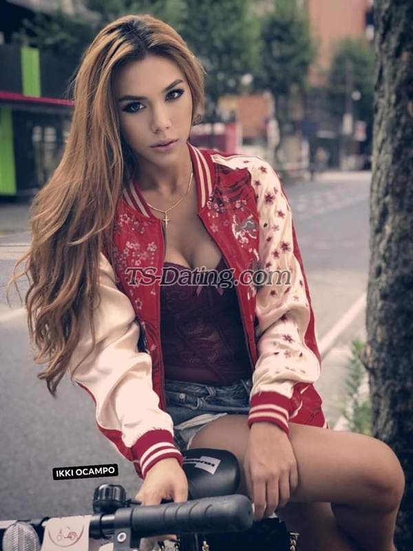 shemale model Rachelle in Melbourne