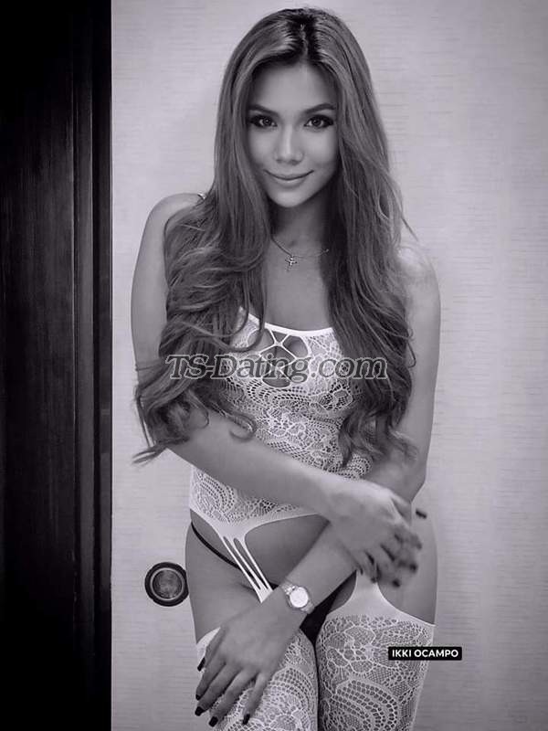 shemale model Rachelle in Melbourne