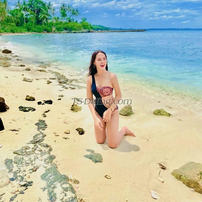 shemale model Samantha in Cebu