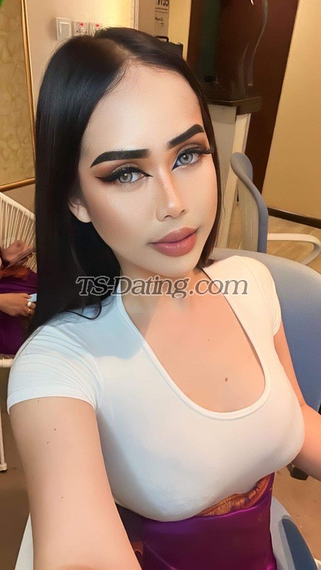 shemale model  in Abu Dhabi