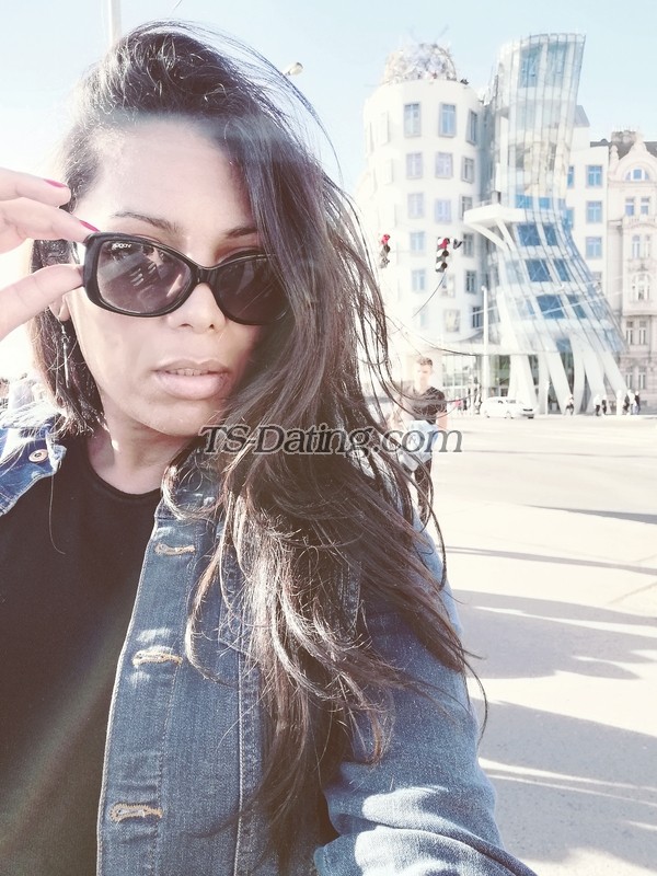 shemale model MAYA EWA in Milan