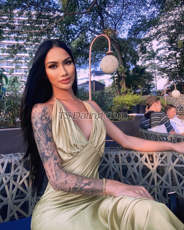 shemale model Mariasky  in Pattaya