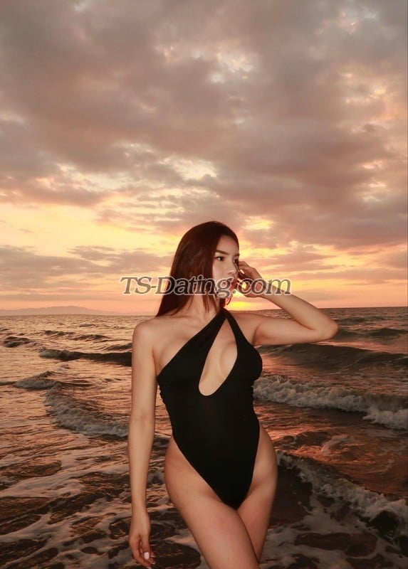 shemale model Lesly in Shenzhen