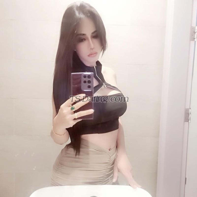 shemale model TS Tyla in Riyadh
