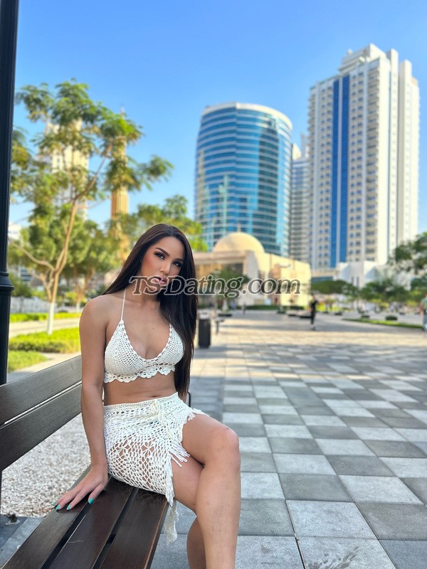 shemale model TsTanTan in Istanbul