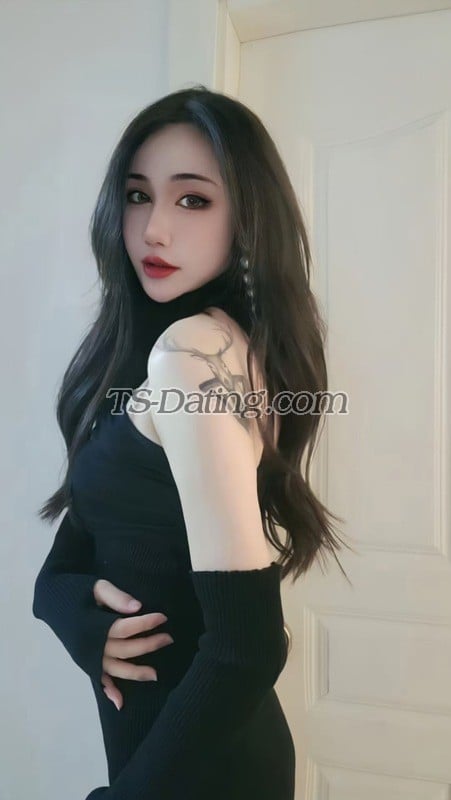 shemale model Winnie in Shenzhen
