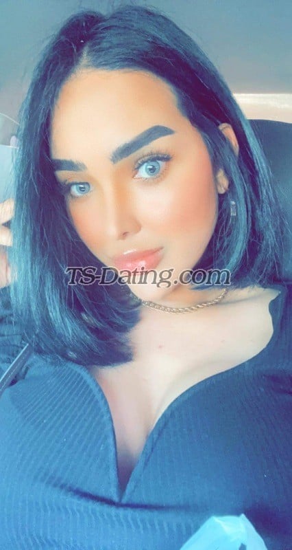 shemale model LB-enjoy in Abu Dhabi