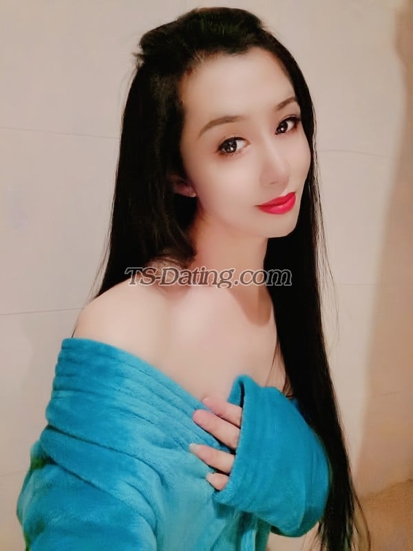 shemale model bjtsshenmei in Beijing