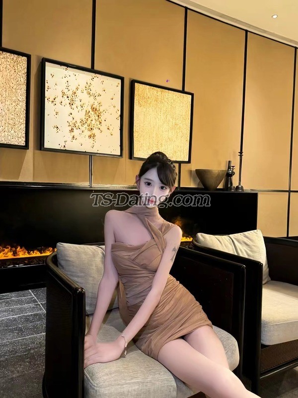 shemale model  in Shanghai
