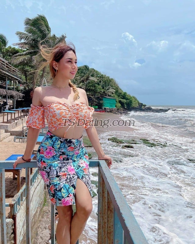 shemale model Latifa in Phuket