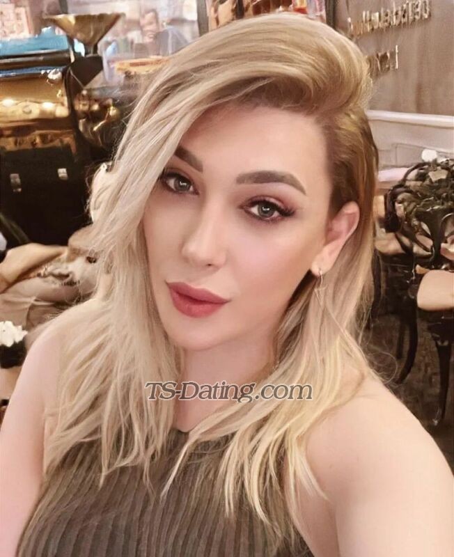 shemale model lolita in istanbul