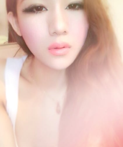 shemale model toplisa in Shanghai