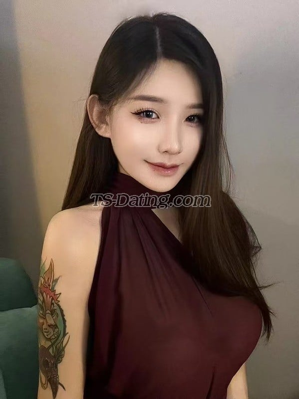 shemale model luna in Guangzhou