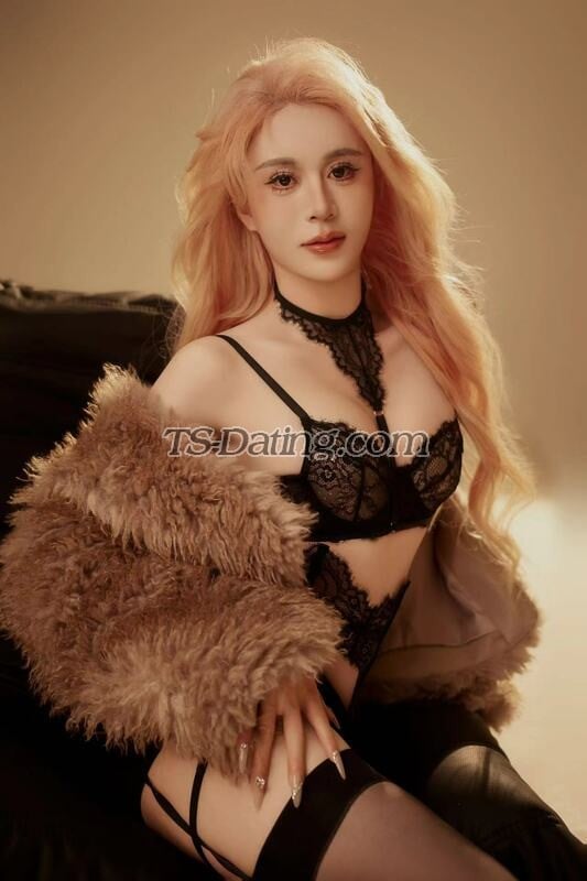 shemale model  in Shanghai