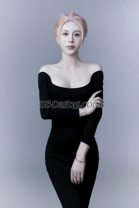 shemale model  in Shanghai
