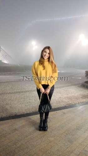 Transgender model AmandaBabe in Shenzhen