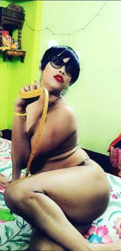 Transgender model Puja in Mumbai