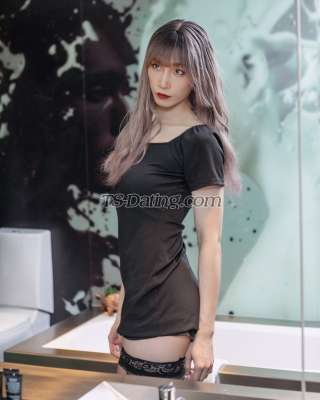 Transgender model Destiny in Melbourne