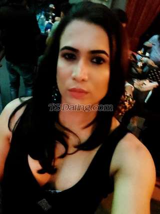 Transgender model Pearl in Bangalore