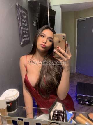 Transgender model Rachelle in Melbourne