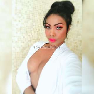 Transgender model Rosie in Zurich