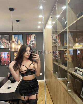 Transgender model charlotte in Naples