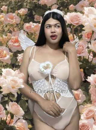 Transgender model Gizelle tasha in Chennai