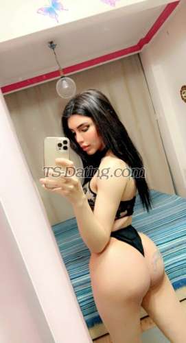 Transgender model Alma in Amsterdam