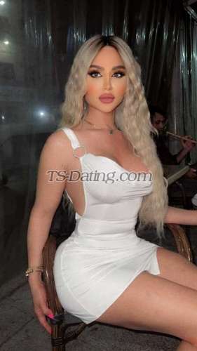 Transgender model mellissa in Beirut