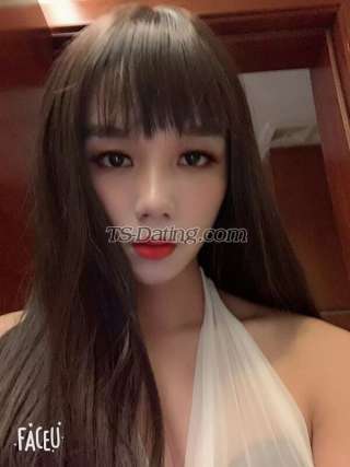 Transgender model xiaoxuer in Shanghai
