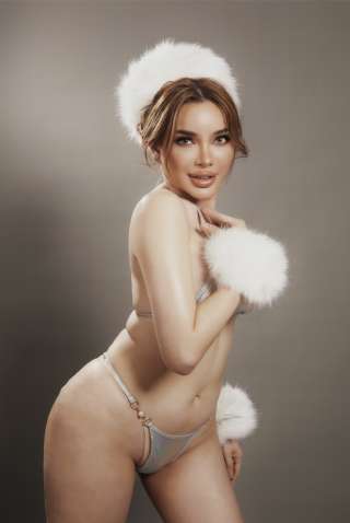Transgender model Bella Vorrapada in Abu dhabi