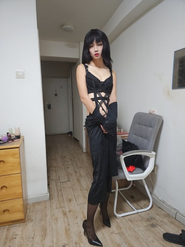 shemale model taozi in Shanghai